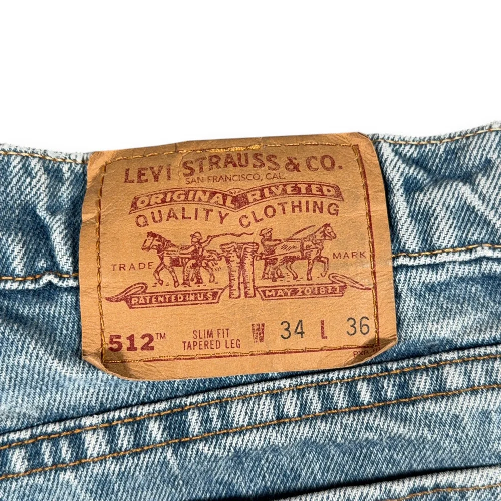 Vintage Levis Jeans Mens 34x36 Blue 512 Light Wash Denim Slim Tapered USA 90s